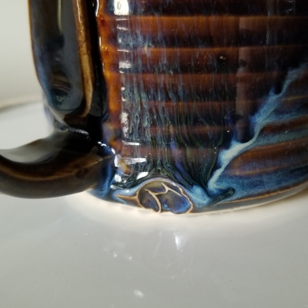 Beautiful handmade pottery mug 12 oz ink glazed wall drug brown blue Earthy Boho - Picture 3 of 5